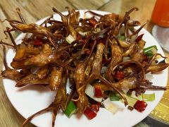 -超越海鲜屋(飞龙物业店)