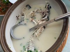 -天乐农家鱼头王(天目湖店)