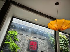 -毛辣果·贵州红酸汤牛肉火锅(西单店)