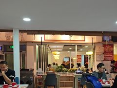 -毛辣果·贵州红酸汤牛肉火锅(西单店)