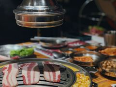 -青瓦炭韩潮烤肉(花园道店)