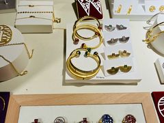-LADY FAFA(巨鹿路陕西南路路口店)