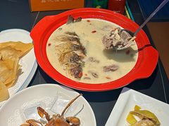 -鑫悦楼煎蟹·16年海鲜大排档