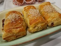 碳烧蜜汁叉烧酥-广州酒家(文昌总店)