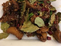 -唐师傅湘西名菜馆(武陵路店)