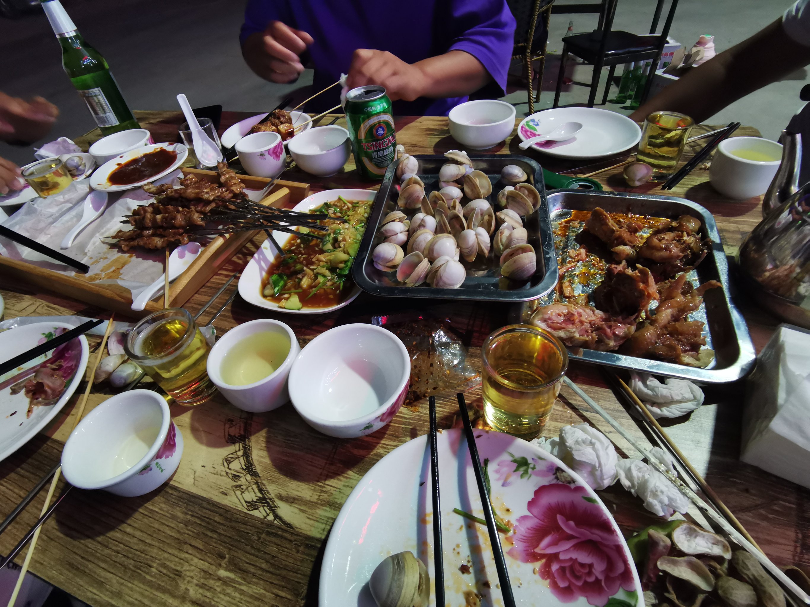 夏天聚餐照片真实照片图片