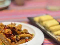 -香巴拉云南餐厅(华莱坞店)