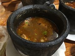 -虹兴砂锅店