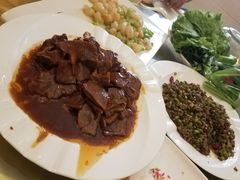 -宏达饭庄