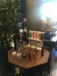 -TWOFACE 双面理发馆