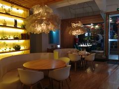 -周三的情书花园餐厅(江北店)