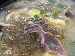 -小杨生煎(金山百联购物中心3楼店)