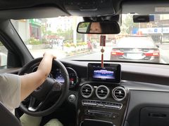 -上海星瀚奔驰4S店(红柳路店)