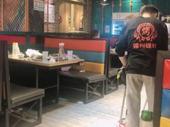 大堂-锦州烧烤·纸包鱼(物资学院路店)