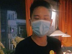 -沪小胖小龙虾(淮海中路旗舰店)