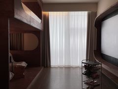 -溯光电竞酒店(西南财大地铁站店)