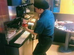 -麦当劳(中山公园龙之梦店)