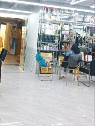 -宫铭烫发染发接发店