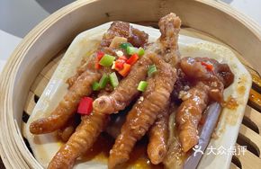 Stewed Pork Ribs with Chicken Feet
