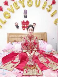 -艾米丽婚纱礼服