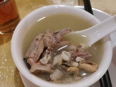 -红旗山庄(圭峰山店)