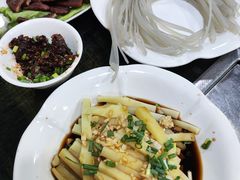 -黔府豆米火锅野菜馆(南马店)