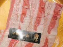 -牛YO寿喜烧·铁板烧和牛火锅自助(市府恒隆店)