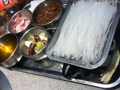 -山河屯铁锅炖(哈西站店)