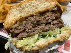 -The Habit Burger Grill 哈比特汉堡(爱琴海店)