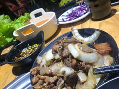 -极简·炭火烤肉主题餐厅·龙虾烧烤·烤羊排(宝龙店)