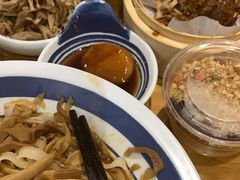 -霸蛮湖南菜·牛肉粉(荣京西街店)