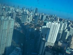 -上海龙之梦万丽酒店