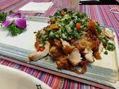 -香巴拉云南餐厅(华莱坞店)