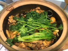 田螺鸡煲-食爺炭炉鸡煲·烧烤