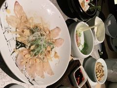 -穹六人间 people 6(岳阳路店)