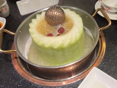 -得意咚瓜·顺德鱼生·冬瓜火锅(深圳首店)