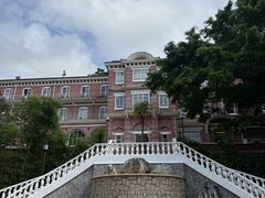 -香港大学