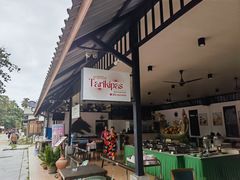 -Raya Father Restaurant