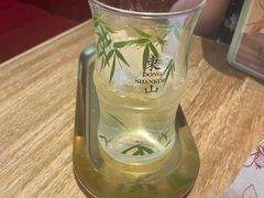 -秘密旅行Bonjour(黑金冠 江南西店)