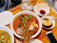 -嘉州叶婆婆钵钵鸡(建设路店)