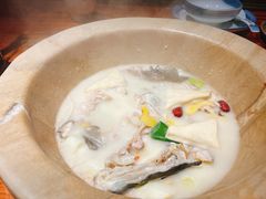 -滇香肴·云南菜蒸汽石锅鱼(云南北路店)