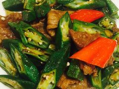 秋葵炒牛肉-壹间茶餐厅(天娱广场店)