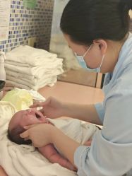 -盈月阁母婴护理中心·月子中心·月嫂育儿嫂