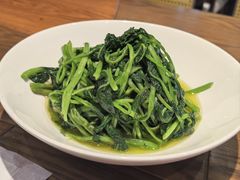 -黄泥岗·地道湖北菜(奥特莱斯店)