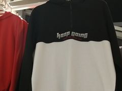 -美特斯邦威(新天地购物中心店)