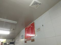 -何记酿皮店(西流湾店)