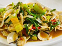 -覃记海鲜美食餐厅