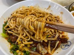 -李与白包子铺(桐梓林店)