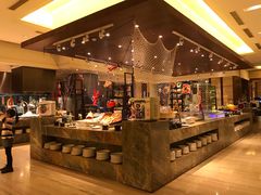 自助取餐区-惠州白鹭湖雅居乐喜来登度假酒店-盛宴标帜西餐厅