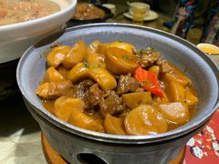 小土豆烧牛腩-刘胖子家常菜·蹄花焖藕(富安街店)